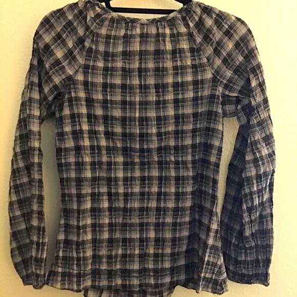 💥 MOVING SALE💥 Max Studio Embroidered Shirt - Picture 3 of 4